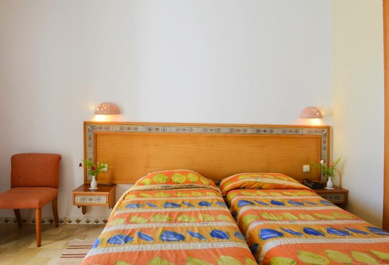 Meninx Hotel Triffa Bagian luar foto